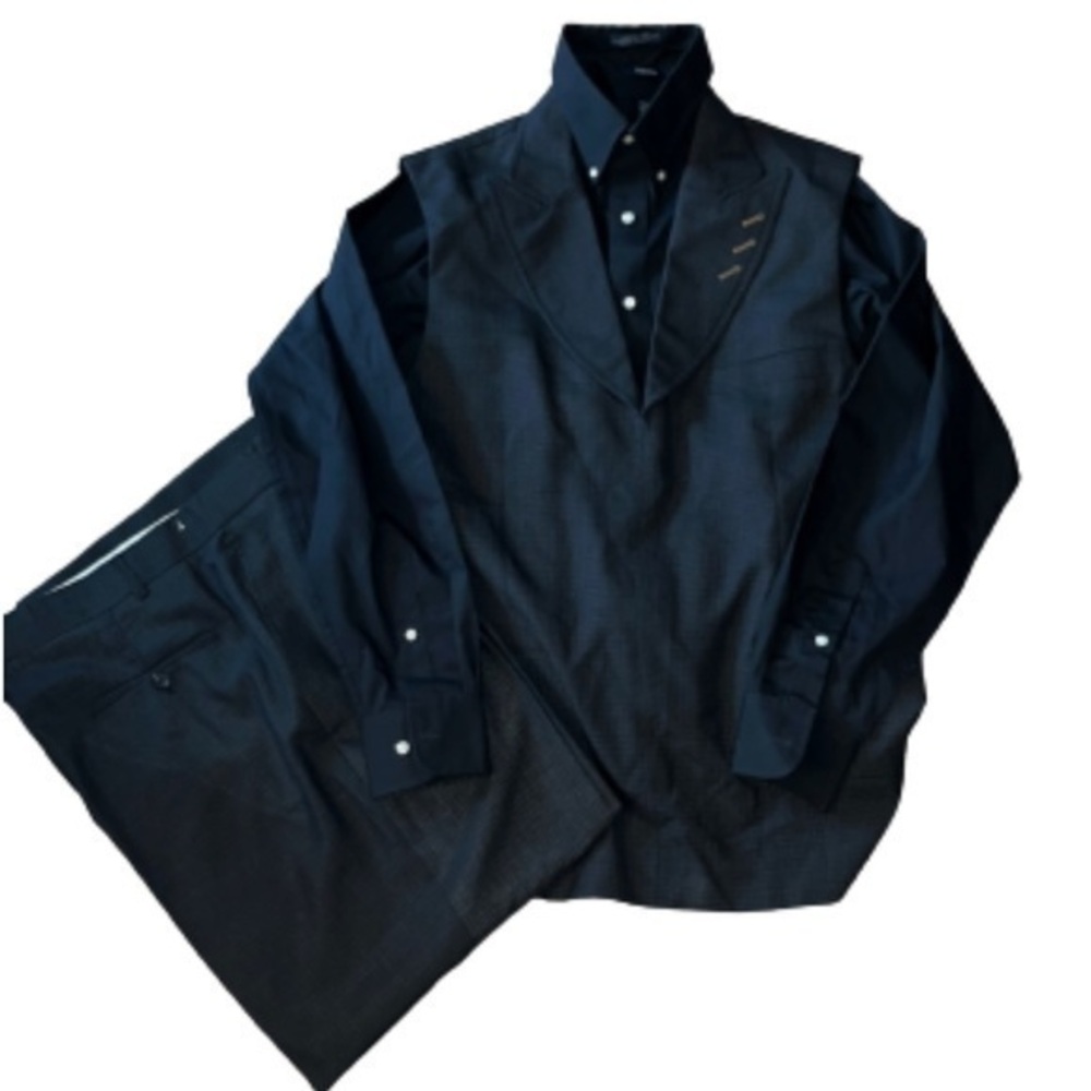 Solo 360 black checkered dress pants/vest and Izod dress shirt set 32-38